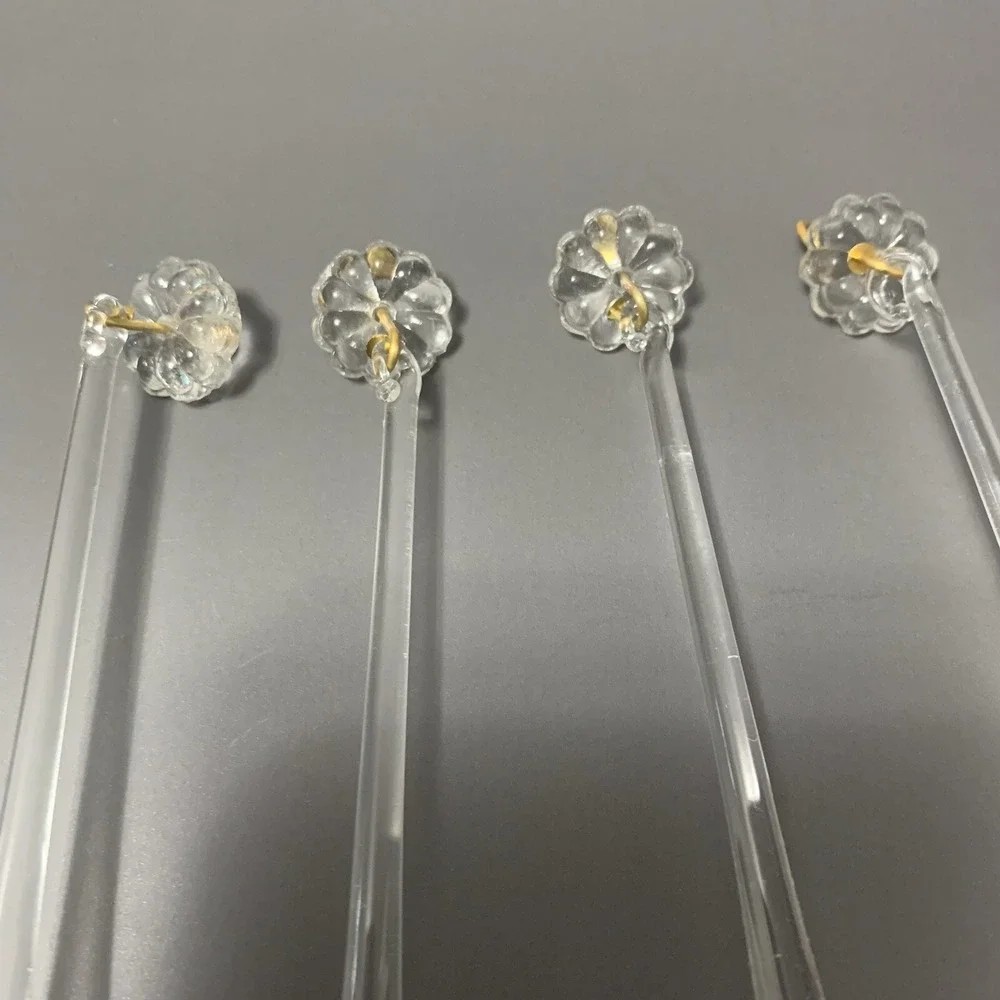 Vtg 4 pcs Clear Glass Teardrop Crystal Chandelier Replacement with Flower Daisy
